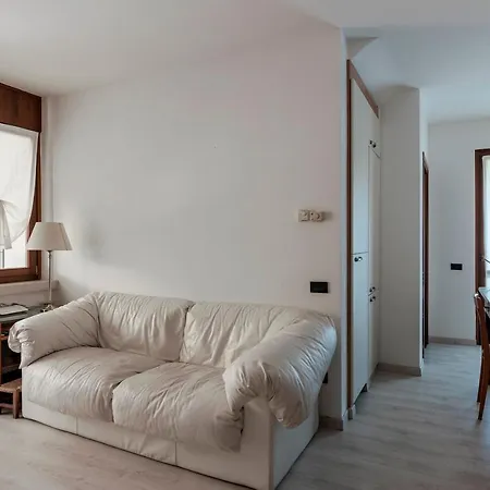 Duplex Chic With Private Garden